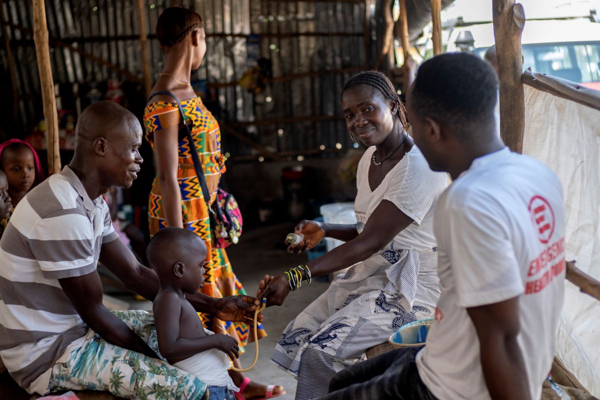 Alie, vittima dell’ingestione di soda caustica in Sierra Leone